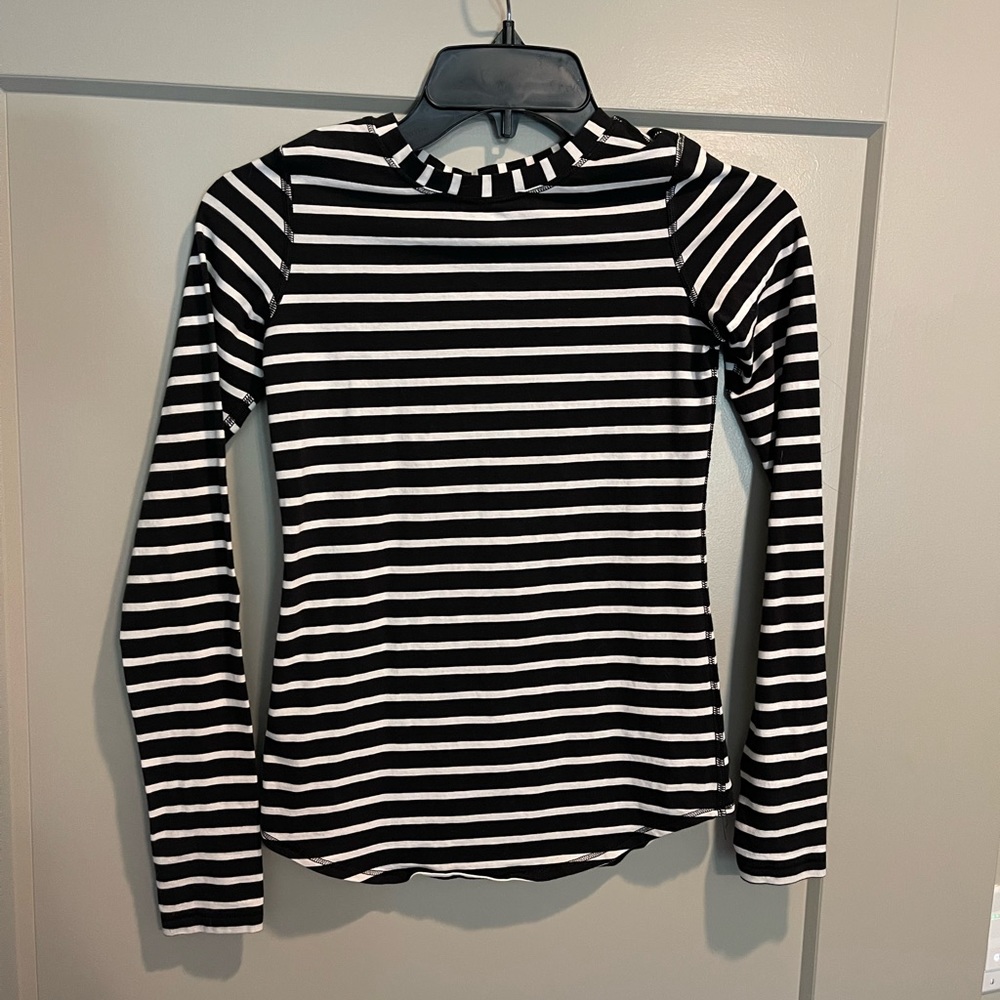Ivivva long sleeve. Size 10